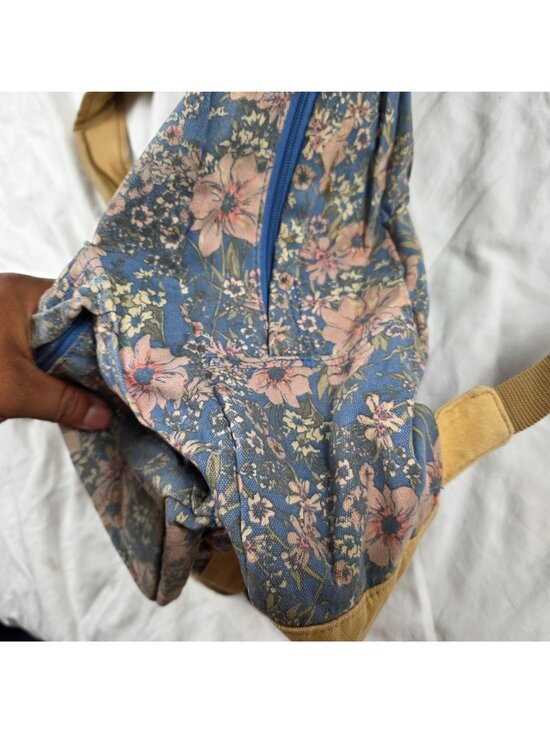 ONeill Shoreline Backpack Floral Print Canvas Blue Pink Flower Casual School